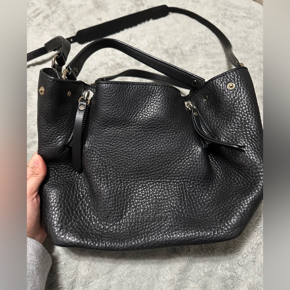 Burberry purse